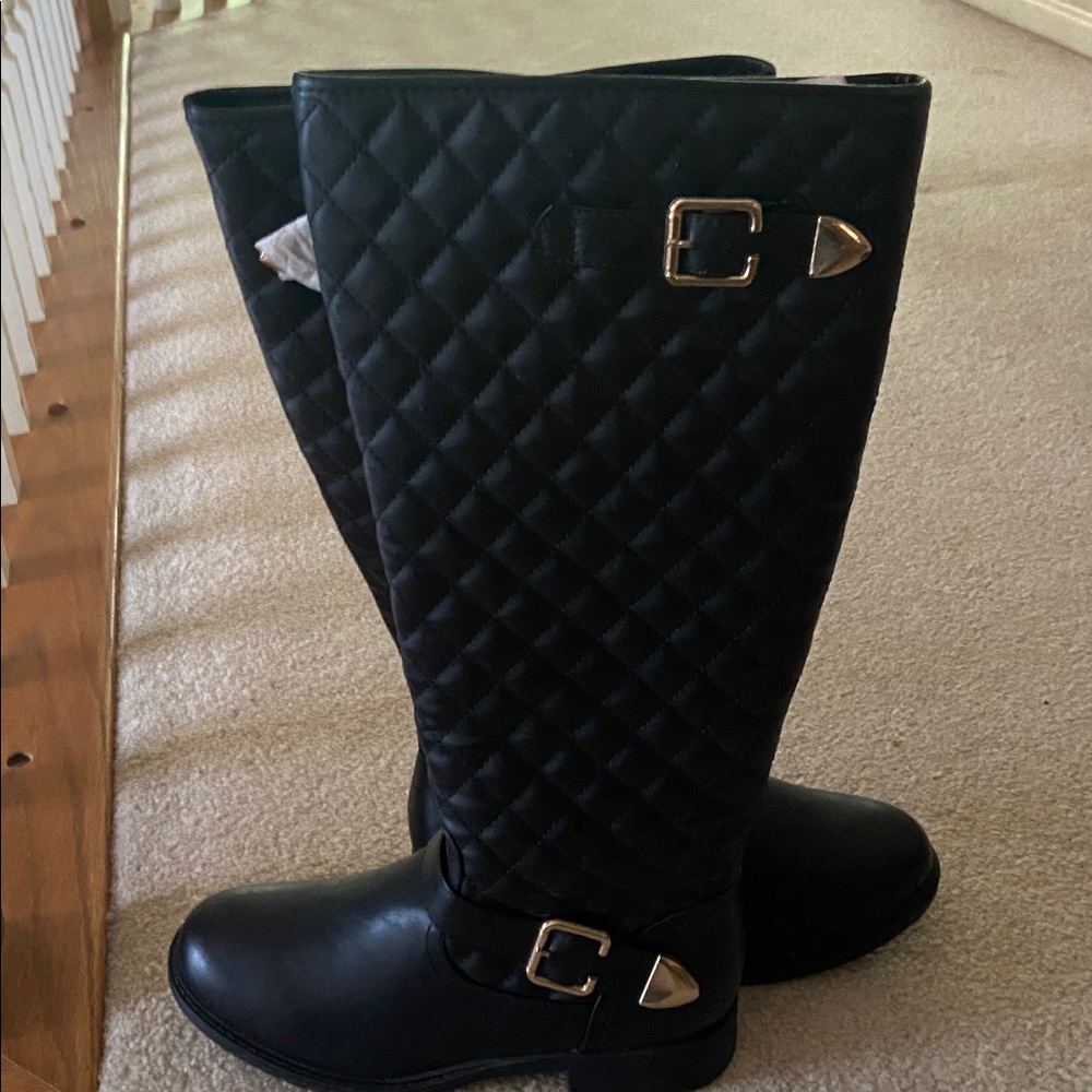Bucco Capensis Black Quilted look Boots Women size 8